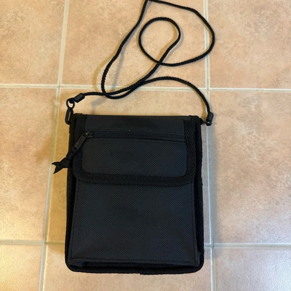 Nintendo Game Boy Black Travel Pouch